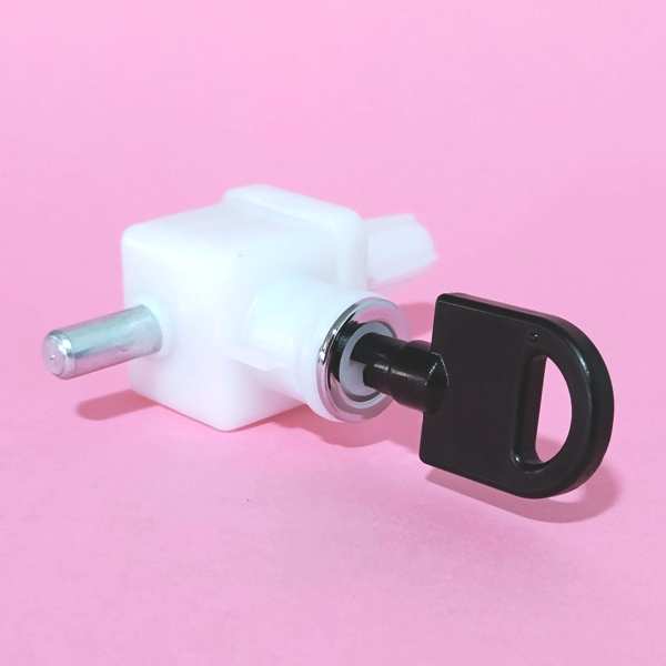 15) DOUBLE DOOR REFRIGERATOR LOCK 